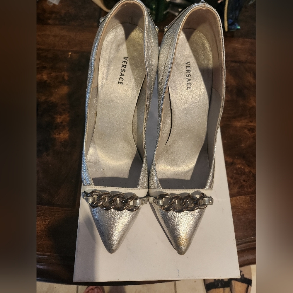 Versace leather heels size 38